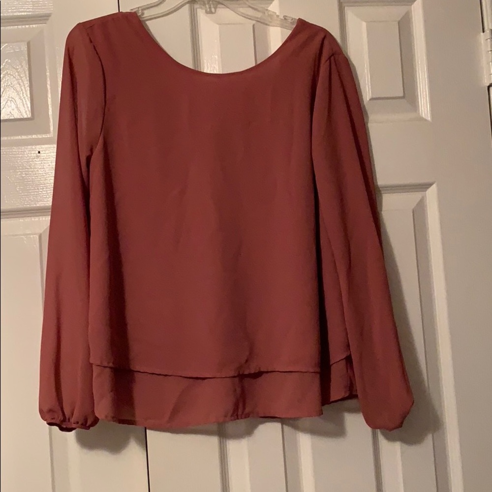 Bow back top